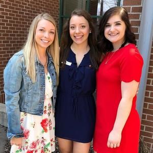 Meet your Posher, Alexis